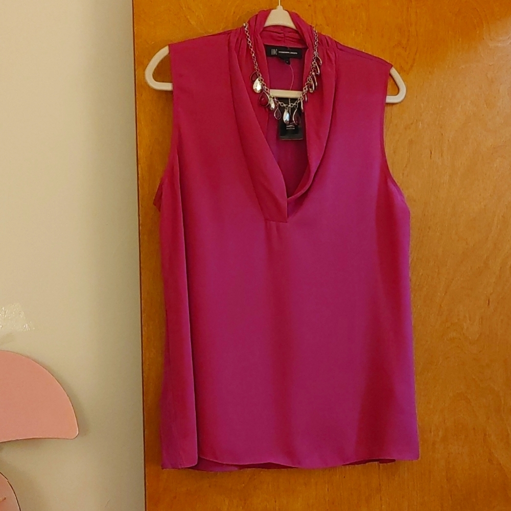 Misses Size (L) Designer Sleeveless Blouse with a pleated V-Neck in Magenta